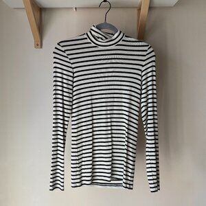 Striped Aritzia Wilfred Turtleneck Huet shirt